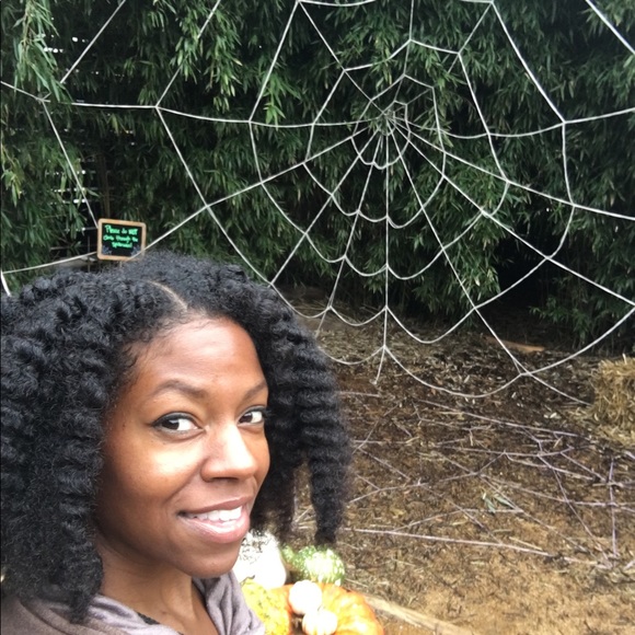 Meet your Posher, Alecia - Picture 3 of 8